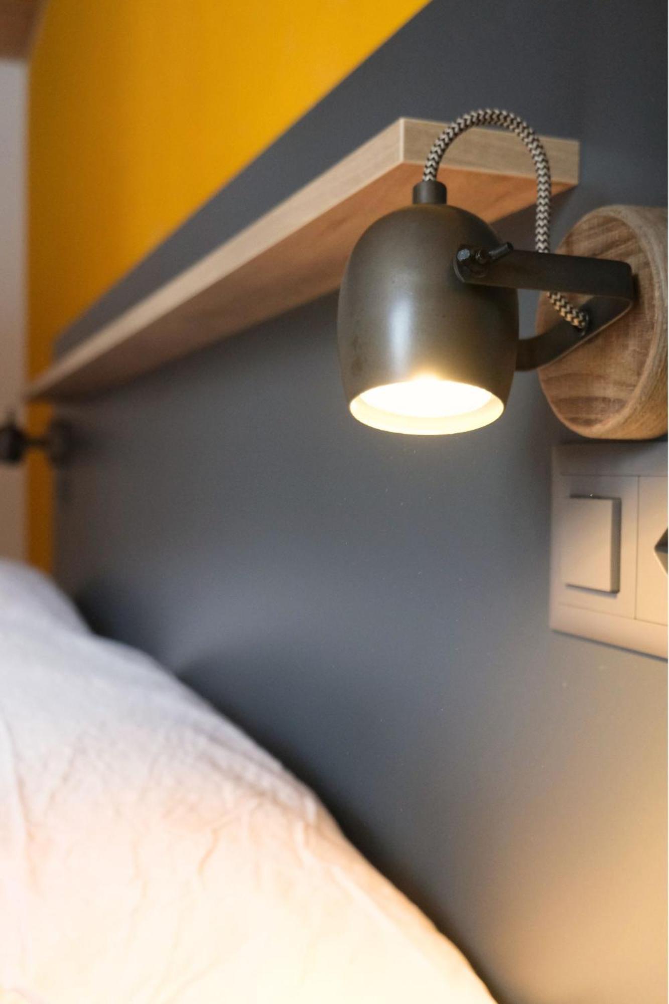 Eiger Easy Hostal *